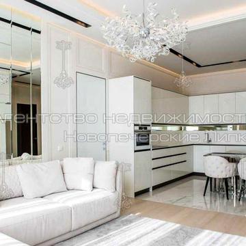 Новопечерські Липки - оренда 3к світлої квартири 100м2 вул. Верхогляда