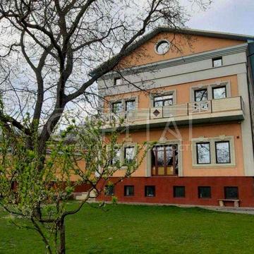 Продам Дом 620м в Киеве ул. Монтажников Совки Газ Гараж до центра 10минут