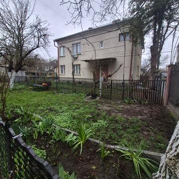 Оренда квартири з власним подвір,ям