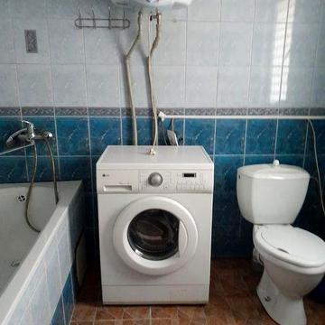 Здається житло із умовами