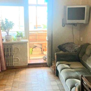 М.Холодная Гора, продам 2ух комн.кварт. ул.Холодногорская 13  Hg11