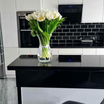 3-кімнатна  з ремонтом, меблямі, техніка, біля автовокзалу Пасічна