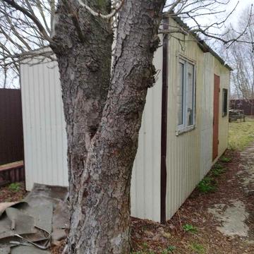 Передвіжний двухкімнатний садовий домік