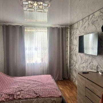 Трёхкомнатная квартира по ул. Радиевского (Тынка), р-н «Космонавтов»