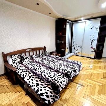 Сдаётся современная 2 комн кв-ра ул.Сорочинская,  Хортицкий