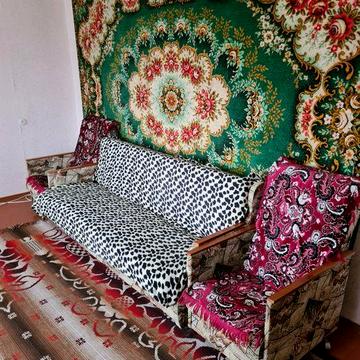 Здам 2 кімнатну квартиру в центрі міста на тривалий термін.