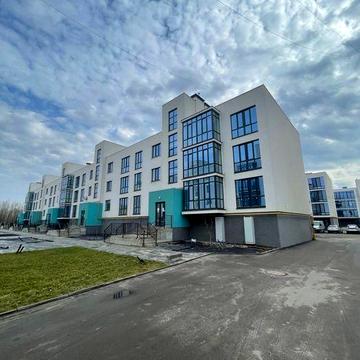 Продам квартиру ЖК ІБІС ++ КОМІРКА++ Власник ЖК ІБІС