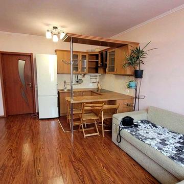 проспект Григоренка 22/20  метро Позняки 45 кв.м.