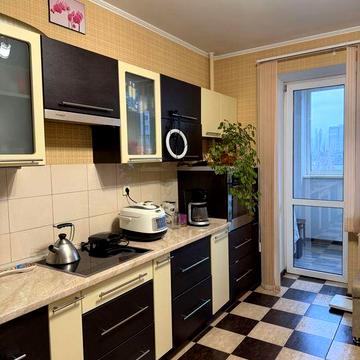 Продаж 2 к кв  вул Бориспільська 26  В