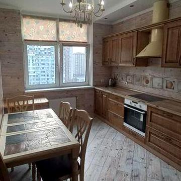 Сдам 1к квартиру с ремонтом 45м м.Позняки Ахматова