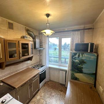 Однокімнатна квартира на Половках, гарний поверх та локація