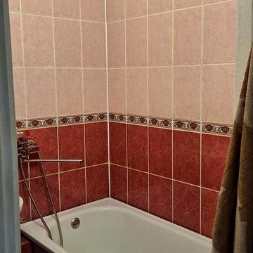 Продам 2 кімнатну квартиру/Центр/3 школа/Євідновлення