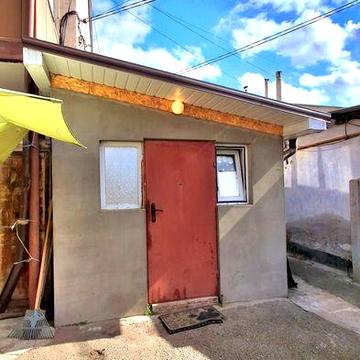 2к.кв. на землі + 1кімната в комунальці, Центр міста .