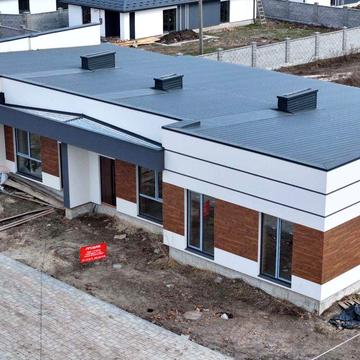 Продам котедж в районі Льонокомбінату