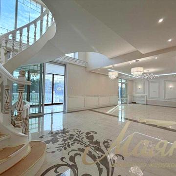 Будинок 417м2 та 50 соток, сосни та вихід до води, Лебедівка,