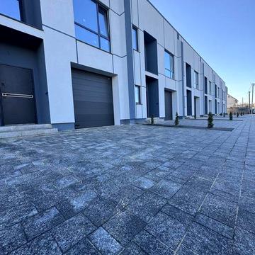 Всі міські мережі, таунхаус в найкращій локації міста, 135 м2