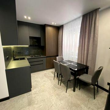 Здам квартиру з авторським ремонтом Миру 14, ЖК Волошковий