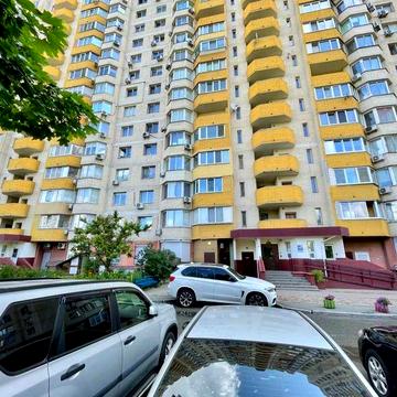 проспект Петра Григоренка 28, метро Позняки.