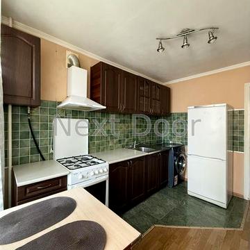 Продаж 1-кімнатної квартира біля метро Видубичі