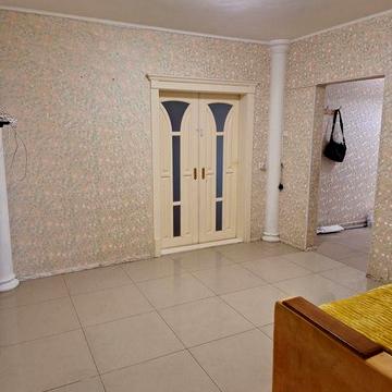 Продам 4 кімнатну квартиру на Троєщині по вул. Цвітаєвої,3