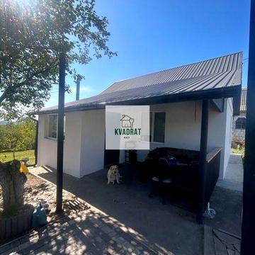 Продам будинок з готовим ремонтом на березі річки Дністер