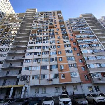 Продаж 1-к квартира з ремонтом і меблями 39 м2  Київ Держпрограми