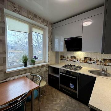 Продаж пл. Толстого, вул. Наталії Кобринської (Грицевця), 8 лікарня