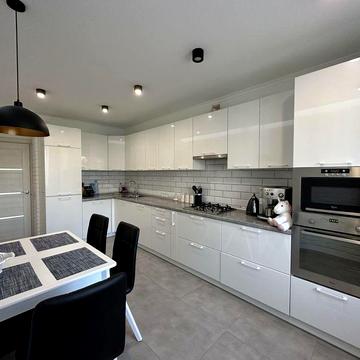 Продається 3 кімнатна квартра вул. Вовчинецька