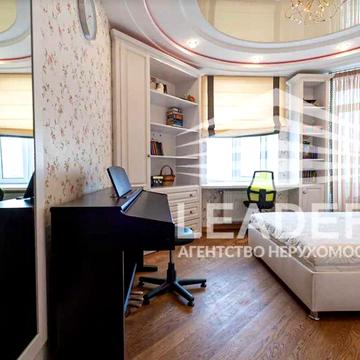 сДАМ 3х кв Поділля.Окремі 3 кімнати+кухня з залою!