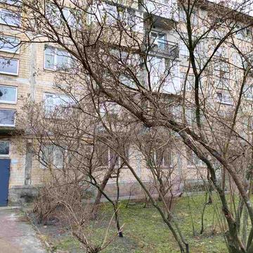 Продам 2 -х кімнатну квартиру вул.Космічна 5