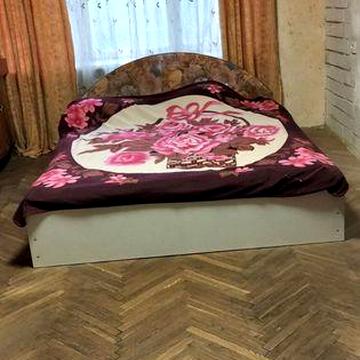 Здається 2к квартира вул. Набережна