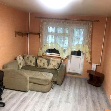 Сдам 1- квартиру. по ул.Ирпенская , 5 минут пешком метро Академгородок