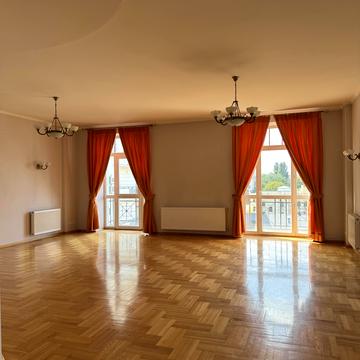 Ірининська вул., 5/24