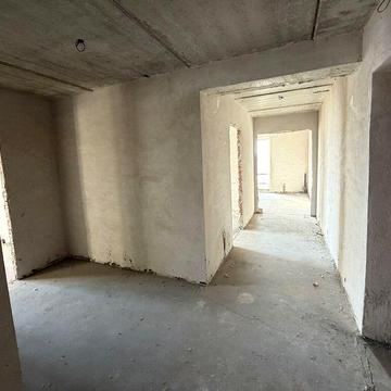 Велика 2к з гарним краєвидом Вистака! Мінімальне оформ. Торг! 43042