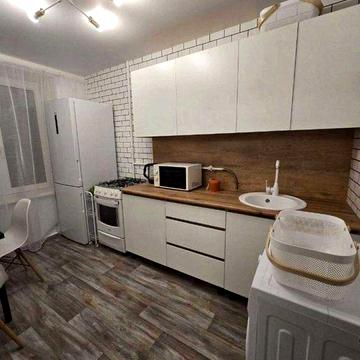 Оренда 1 кімнатної квартири на Поповича, Центр