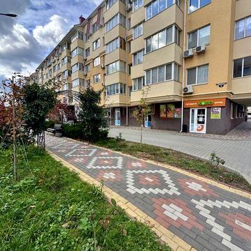 Євро 2 кім квартира 43м2. З балконом. Заходьте на ремонт! ЖК Київський Маєток