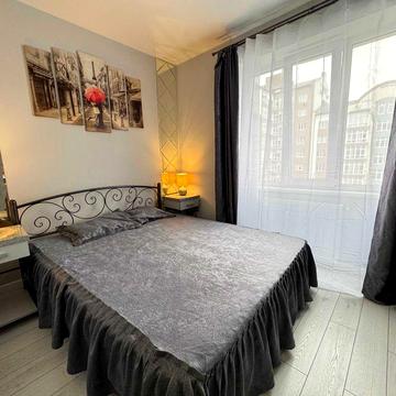 оренда 1-к ЦЕНТР Височана 18 МІСТЕЧКО ЦЕНТРАЛЬНЕ . Вільна . Ключі.