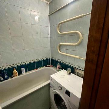 2к квартира біля готелю Гетьман