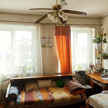 4к з гаражем в центрі. Євідновлення