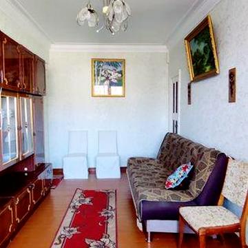 Продам квартиру в центрі міста