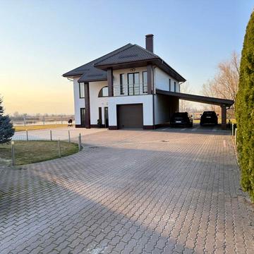 Продається будинок  240 кв.м. Перша лінія з виходом на воду  Бортничі