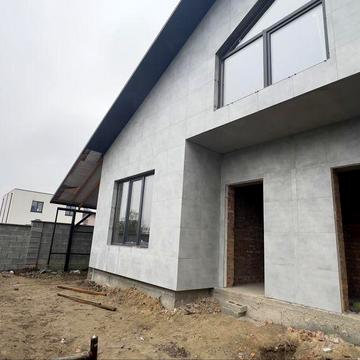 Продаж Танхауса у Рівному