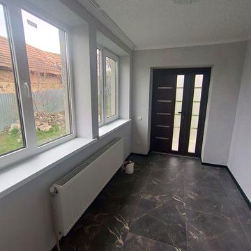 В  Продажу Будинок біля м Берегово