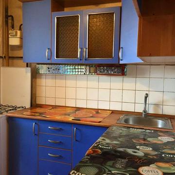 Здається 2 кімнатна з газовим рпаленням