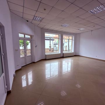 Міклоша Берчені вул., 5