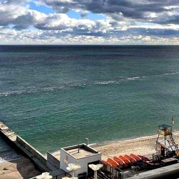 1 к квартира на першій лінії моря ЖК Магніт( біля Каліпсо)