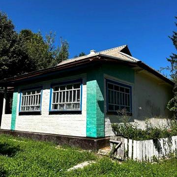 Будинок у селі Мошурів Звенигородськог району