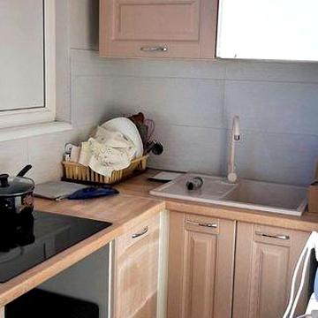 Продаётся уютная 1-комн. кв. на Сахарова в новом доме с мебелью и техникой, инд. отоплением АМ