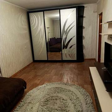 Здам в оренду квартиру на довготривалий термін (ріелторів прохання не