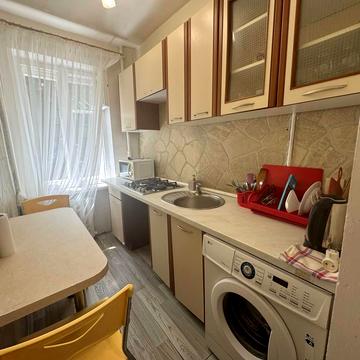 Маразліївська вул., 1б